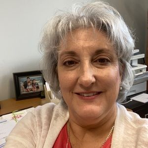 Meet your Posher, Phyllis